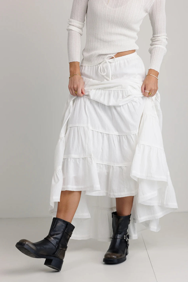 Maxi white skirt 