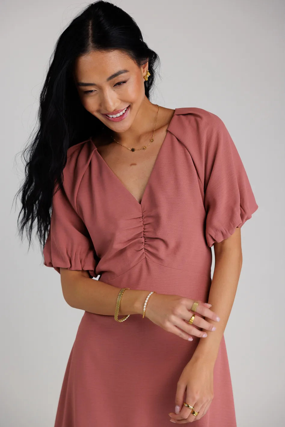 V-Neck midi dress in mauve 
