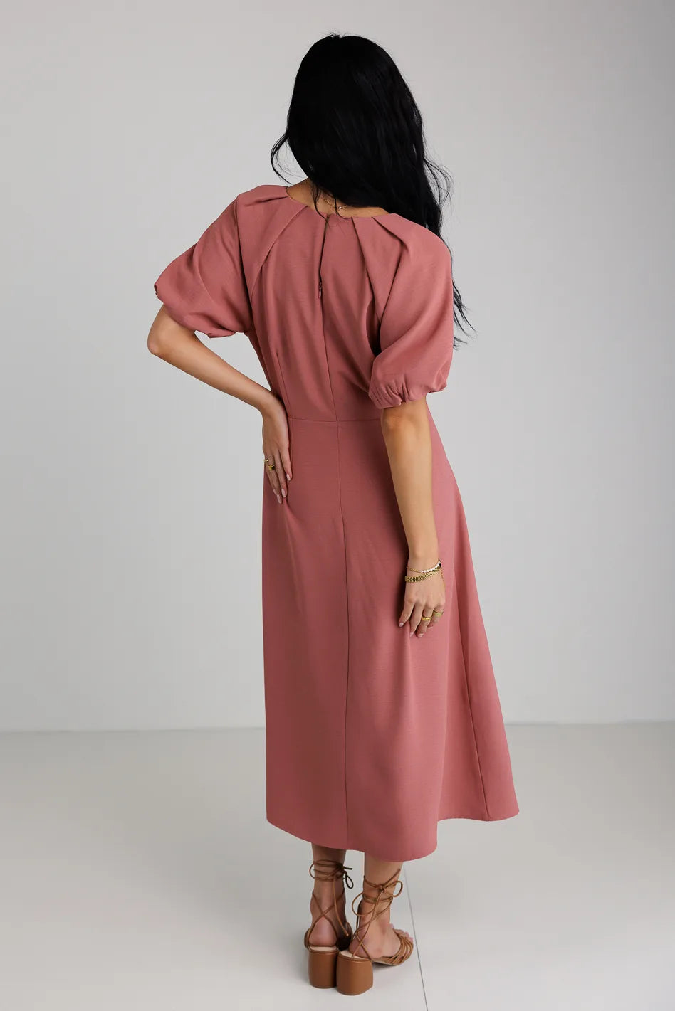 Back zipper closure dress in mauve 