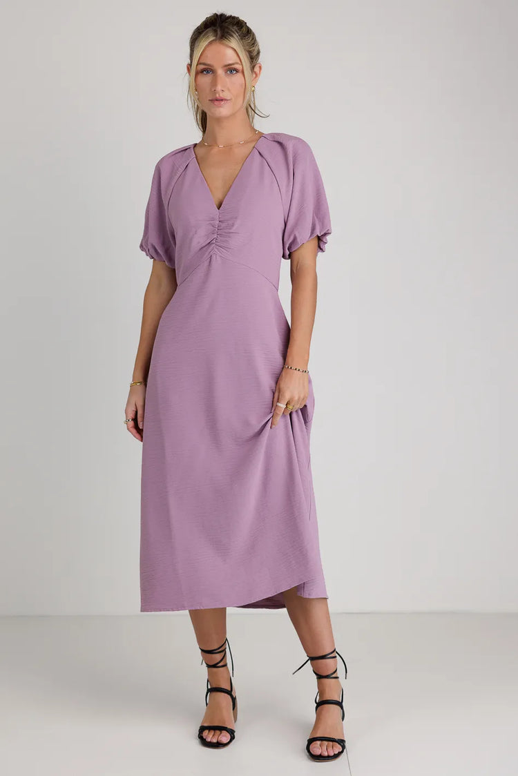 Short sleeves dress in lavender 