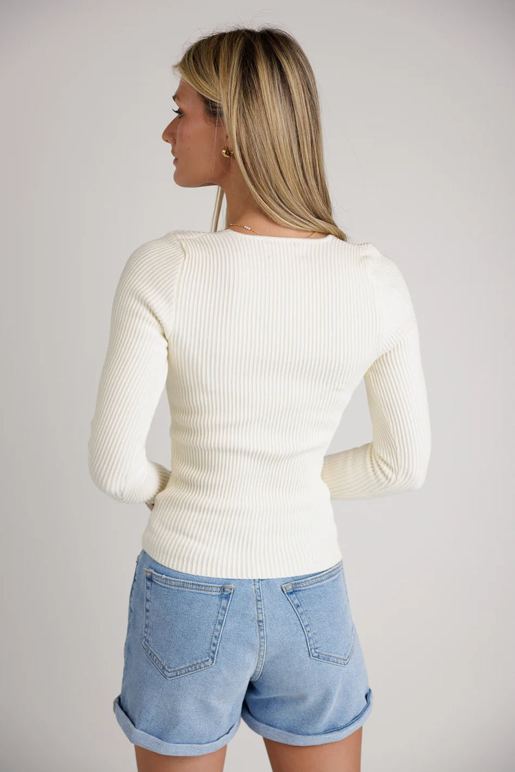 Plain cream color sweater in ivory 