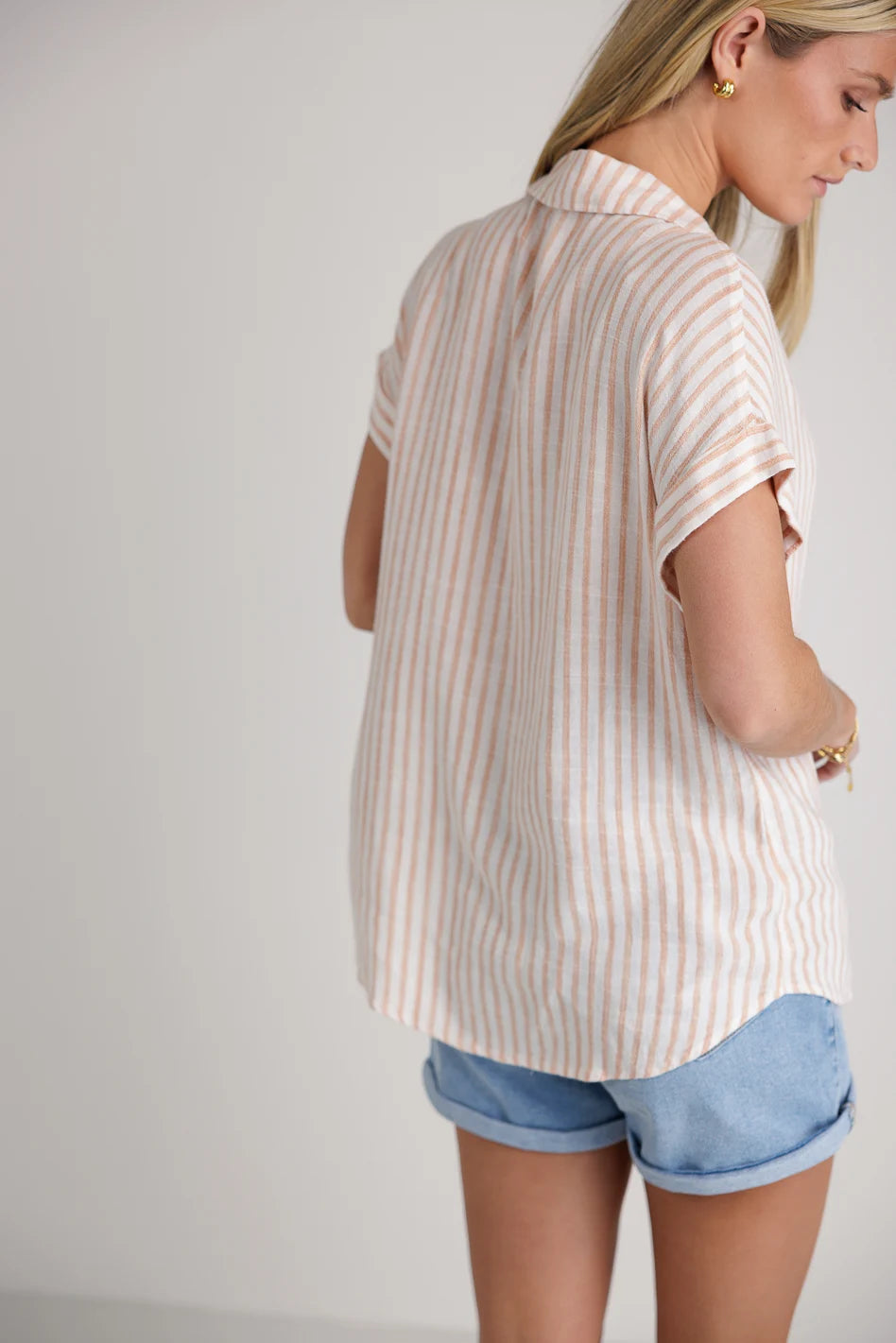 Short sleeves button up in orange 