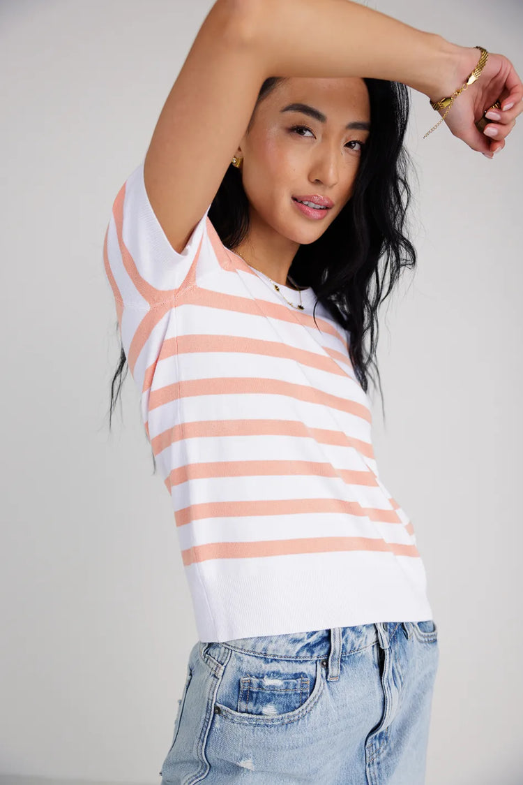 Short sleeves striped sweater in coral 
