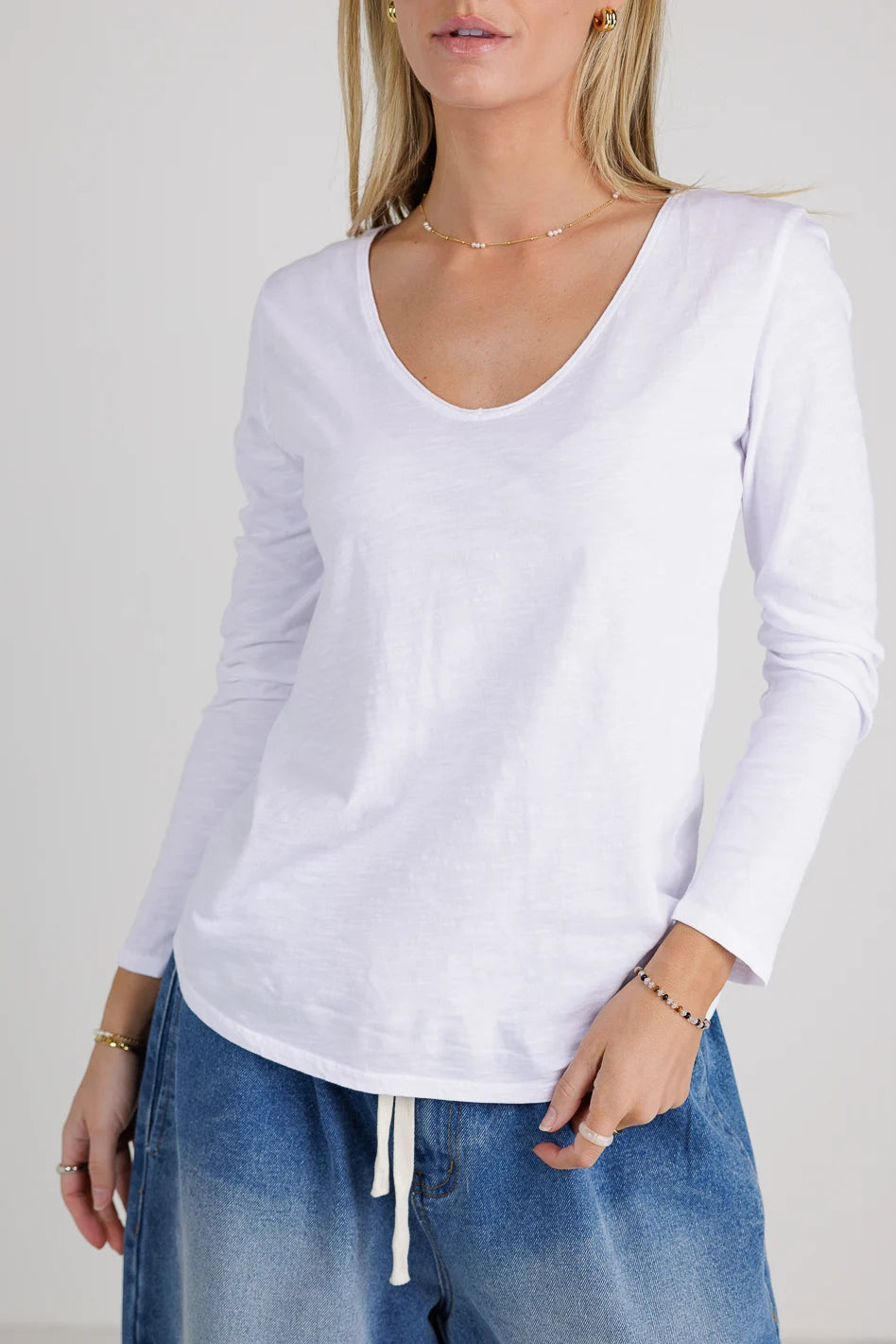 White v clearance neck long sleeve