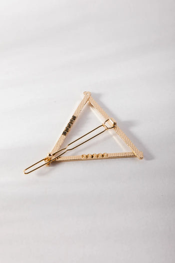 Triangle hair clip in gold  