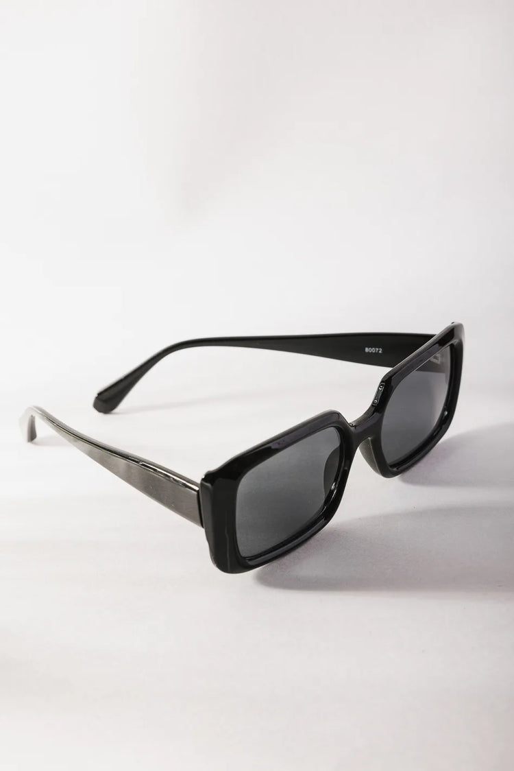 Lauryn Sunglasses in Black | böhme