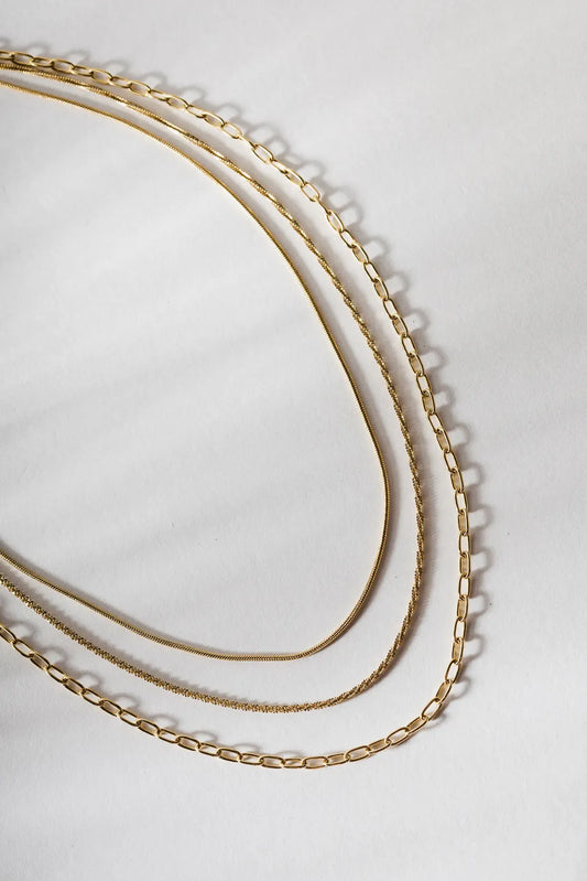 Layers gold necklace 