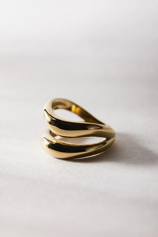 gold ring 