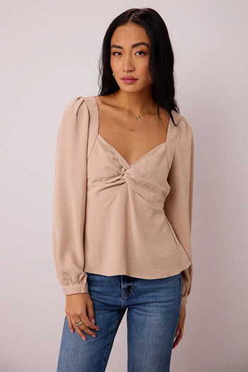 Square neck top in beige 