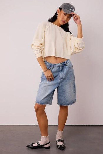 Cropped top in cream 