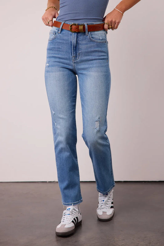 Straight-Leg Denim Jeans for Women: Explore Your Favorite Style