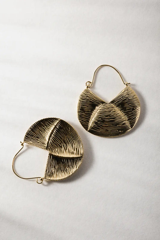 Textured gold earrings 