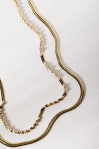 Double layered necklace 