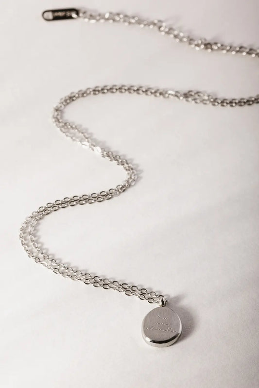 Silver printed pendant necklace 