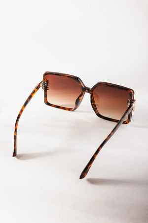 Bentlee Sunglasses in Tortoise