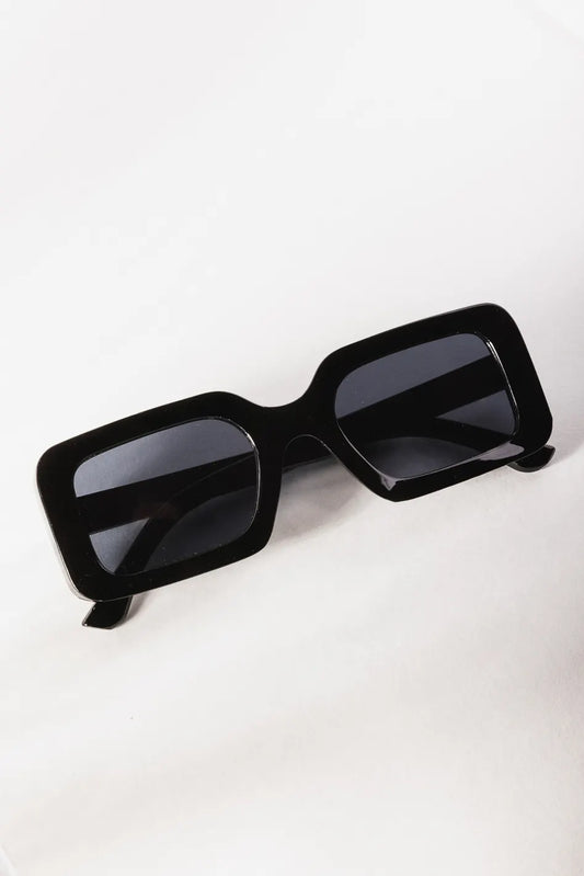 Square style sunglasses 