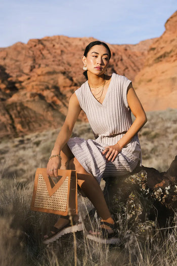 Knit ribbed skirt in taupe 