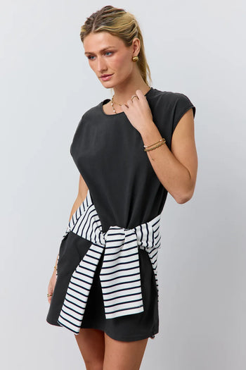 Round neck T-Shirt dress in black 