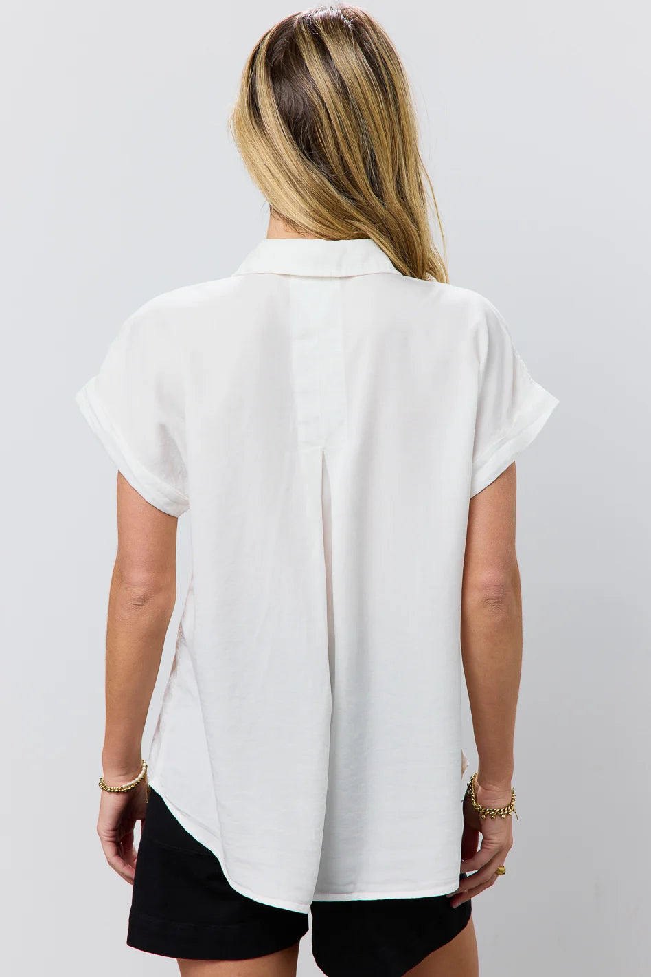 Woven button up in white 