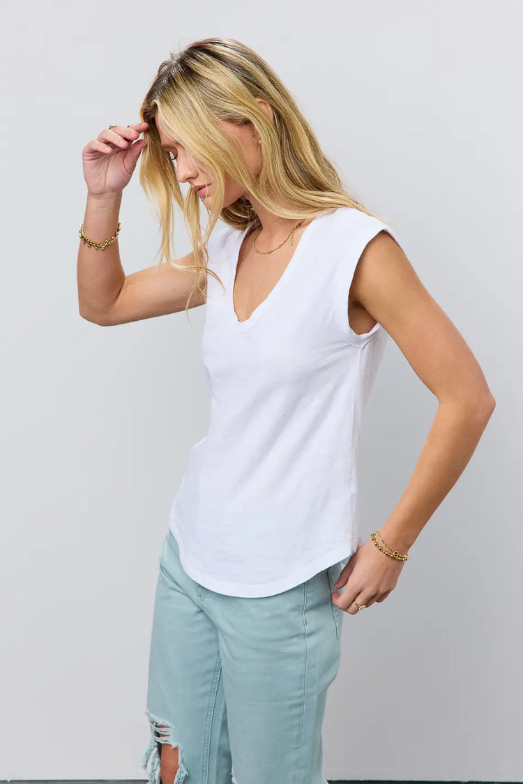 Knit basic top in white 