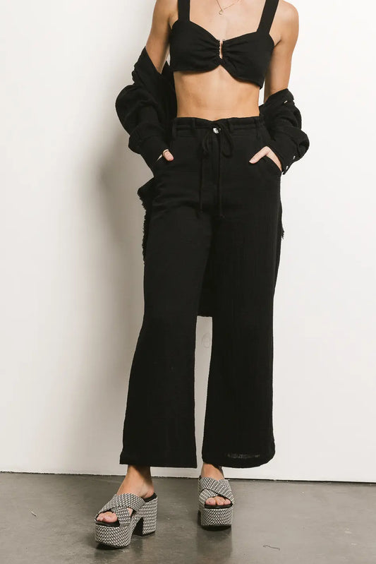 Two hand pockets pants in black 