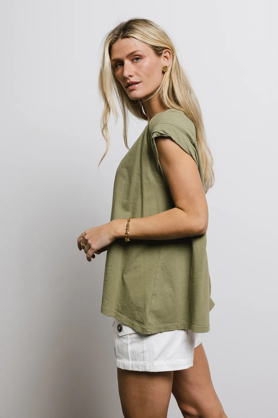 Short sleeves top in moss 