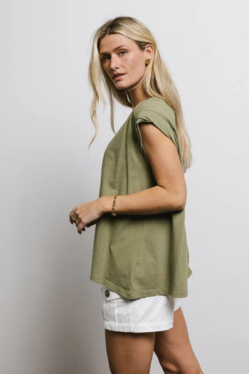 Short sleeves top in moss 
