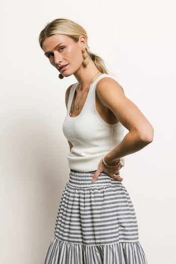 Sleeveless tank in white 