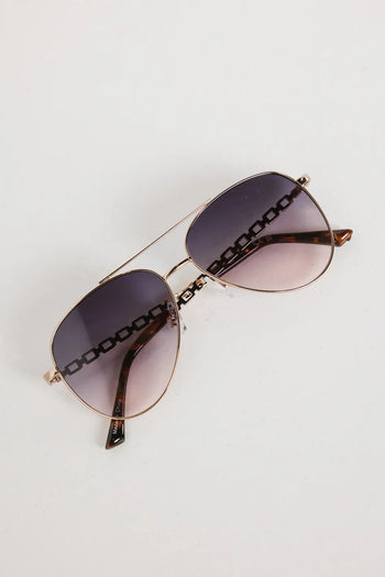 Oval sunglasses 