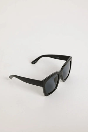 Ana Sunglasses in Black