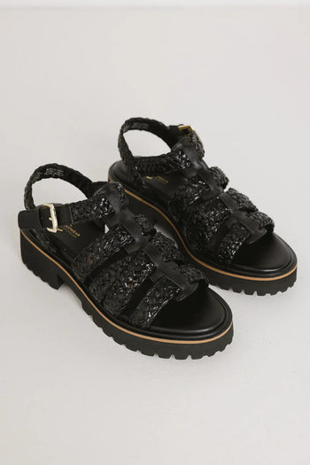 Chickadee black sandals 