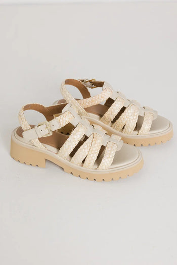 Sandals in natural color 