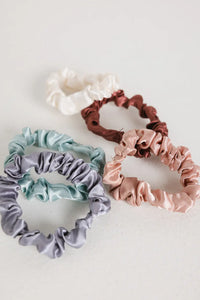 Scrunchies set 