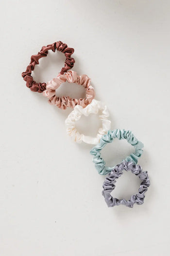 Satin scrunchies set in different colors 