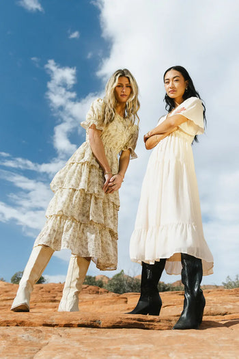 Layered skirt dress in yellow 