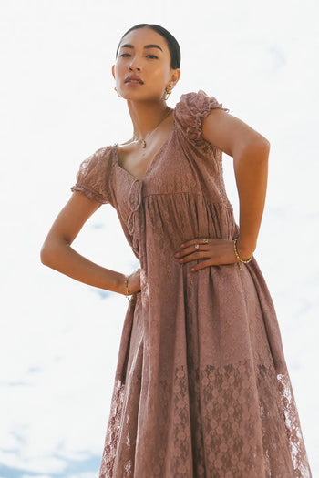 Short sleeves dress in rose 