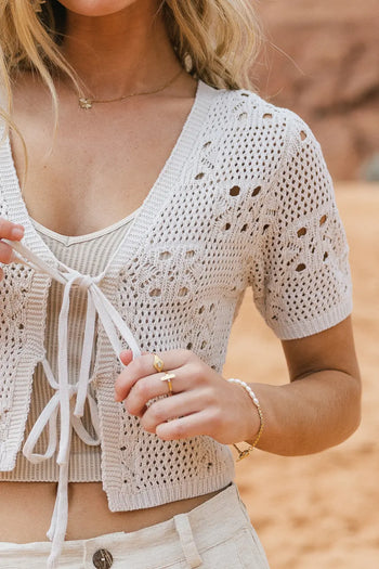 Two front adjustable ties crochet top 