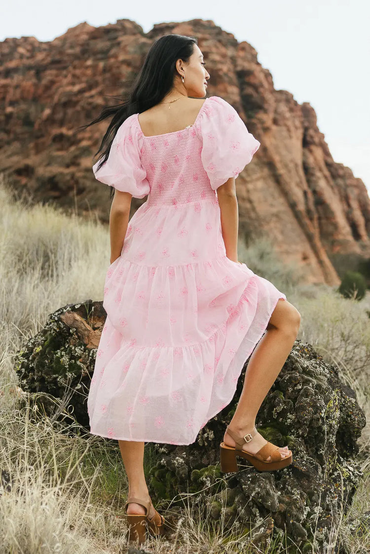 Tiered skirt dress in pink 