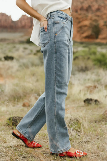 Pointed toes shoes in red 