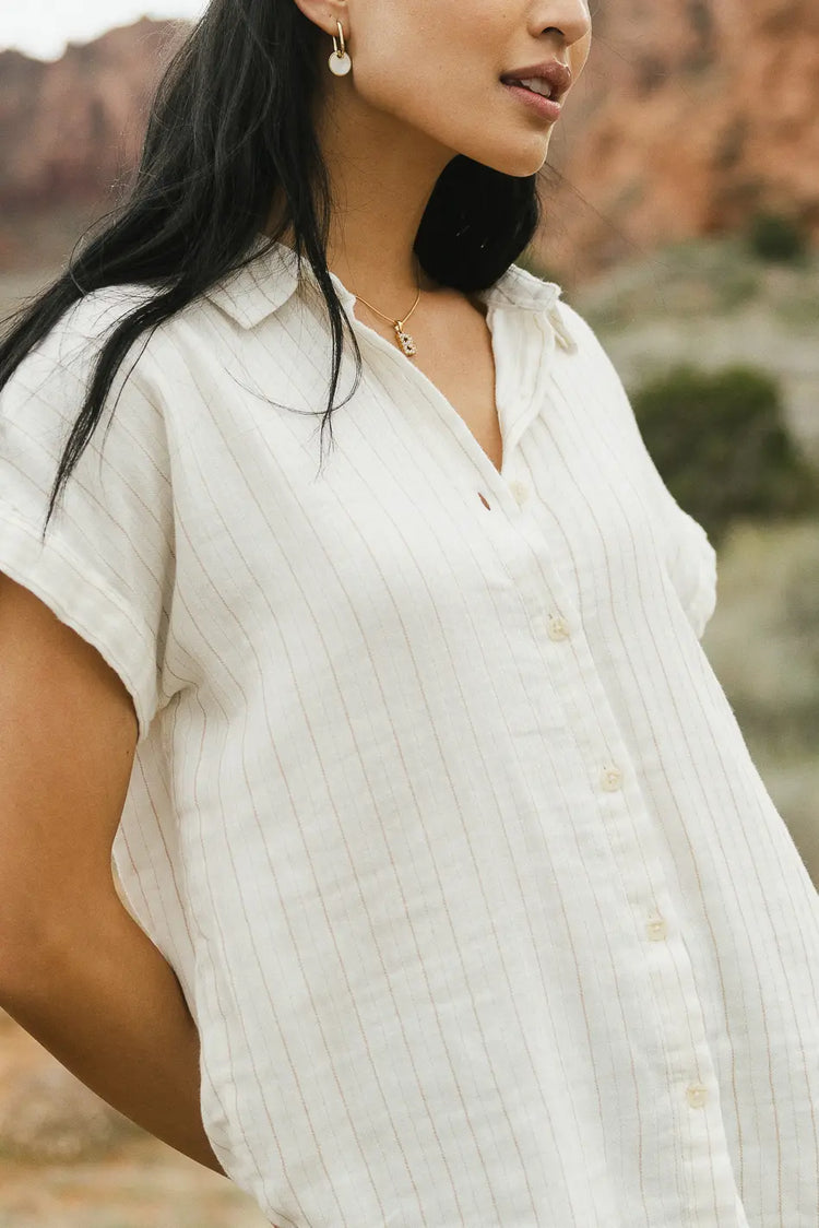 Short sleeves button up in ivory 