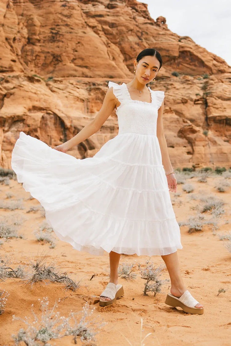 Flowy dress in white 