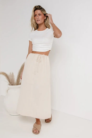 Midi skirt in cream 