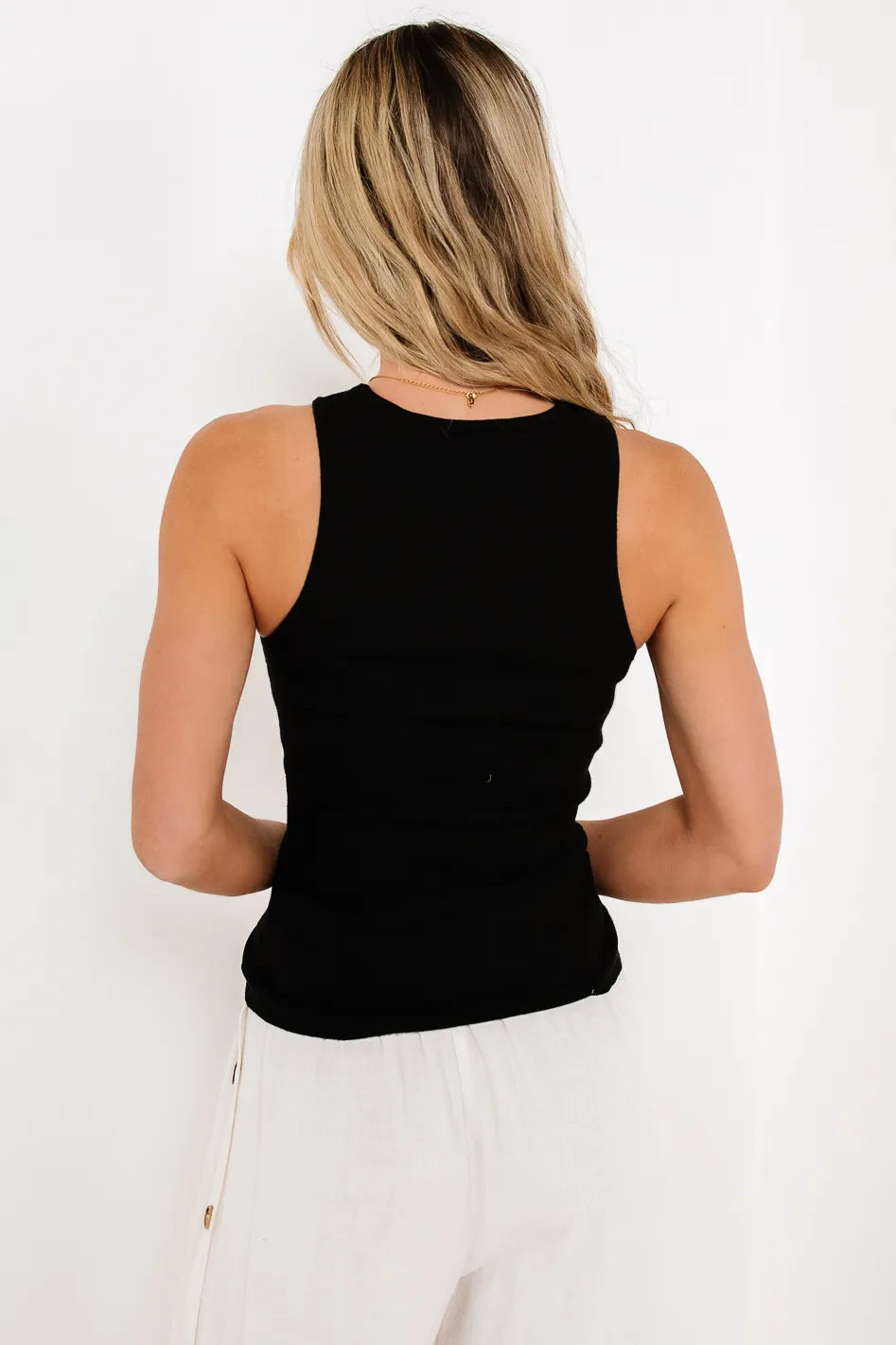Round neck top in black 
