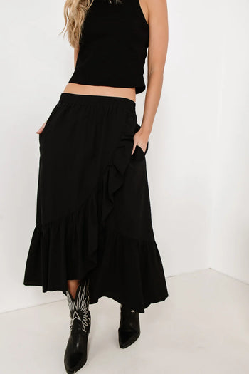 Two hand pockets skirt in black 