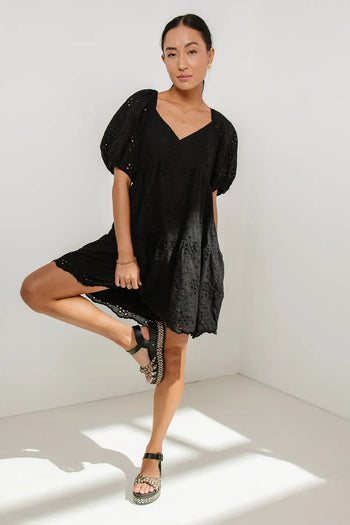 Pudd sleeves dress in black 