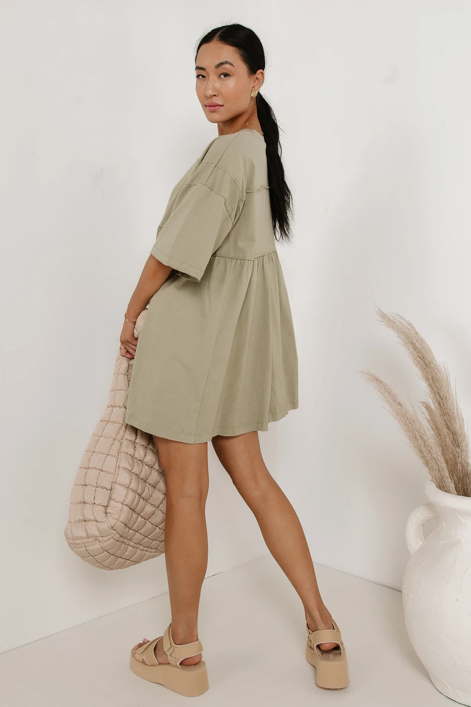 short sleeve mini dress in olive 