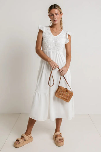 Ruffled sleeves dress in white 