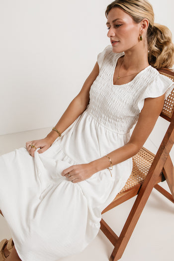 V-Neck dress in white