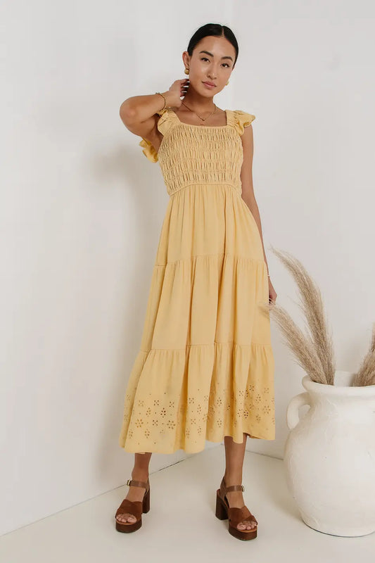 Tiered skirt dress in yellow 