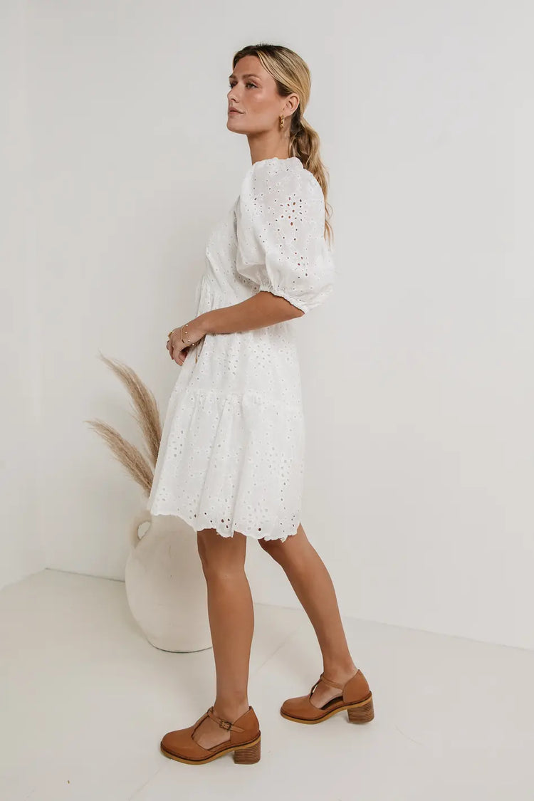 Puff sleeves dress in white 